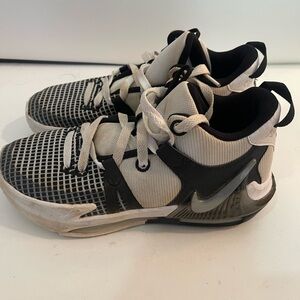 Nike Kids Black and White Sneakers